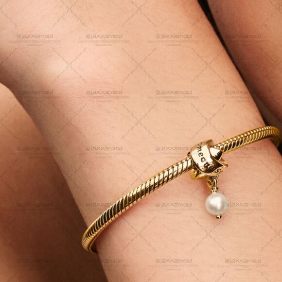 Pandora Treated Freshwater Cultured Pearl Ribbon Charm - Picture 4 of 6